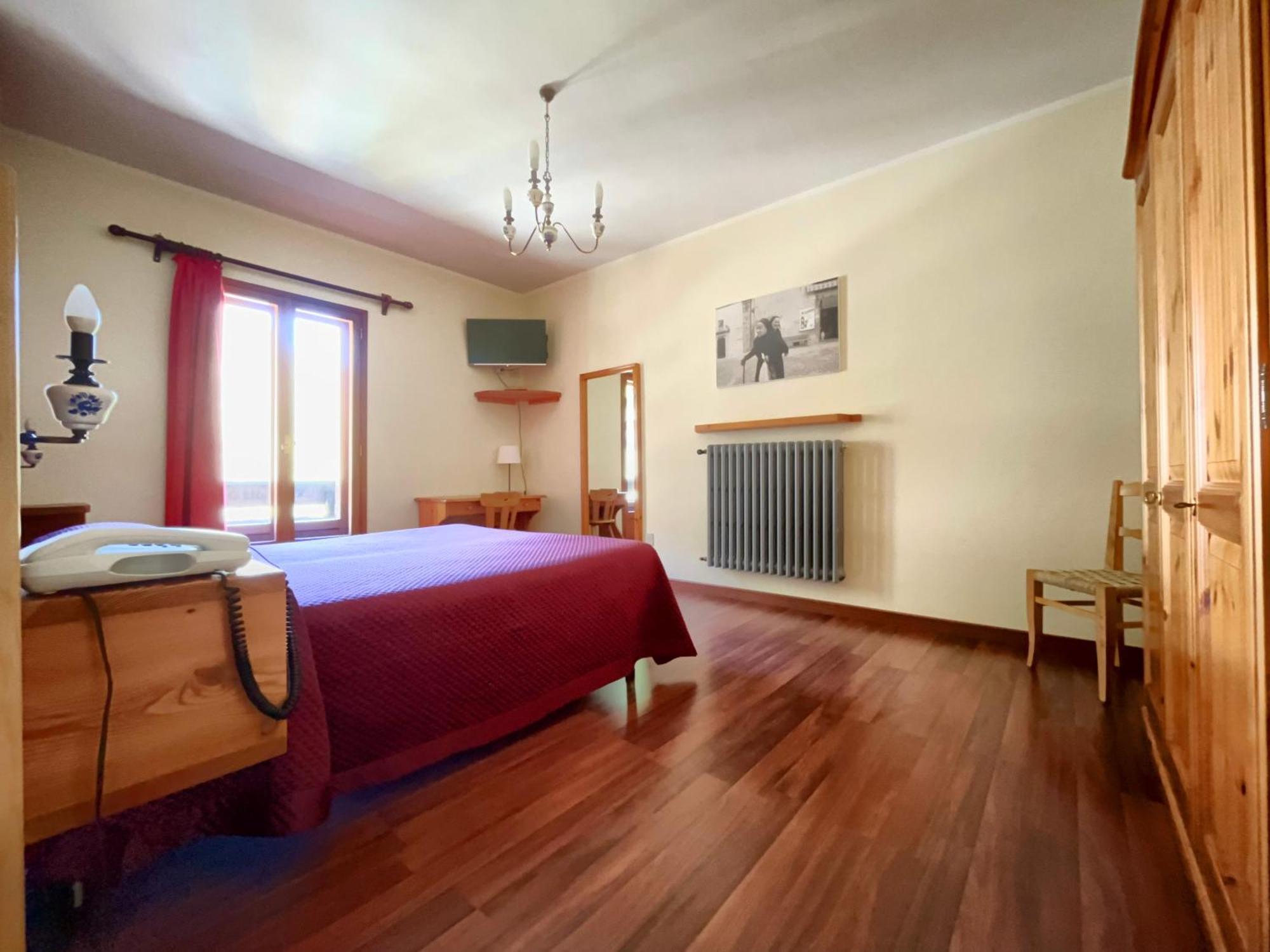 Hotel Garni Mille Pini Сканно Екстер'єр фото